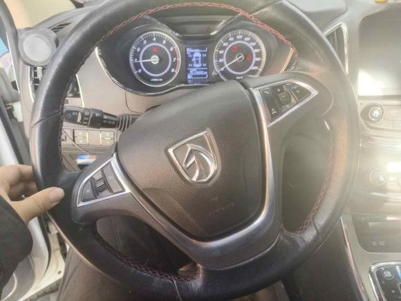 [上海·蒙A] 二手宝骏宝骏5602016款 1.8L iAMT豪华型