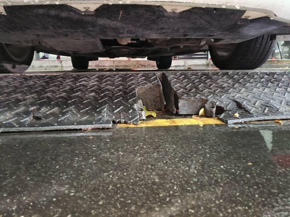 [深圳·粤B] 二手DSDS 5LS2015款 1.6T 豪华版THP160