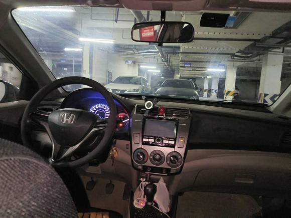 [成都·川A] 二手本田锋范经典2012款 1.5L 手动精英版
