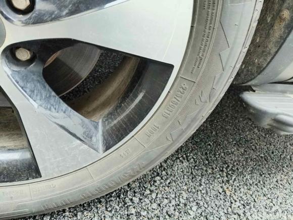 [上海·苏J] 二手奇瑞瑞虎72016款 1.5T 手动耀目版