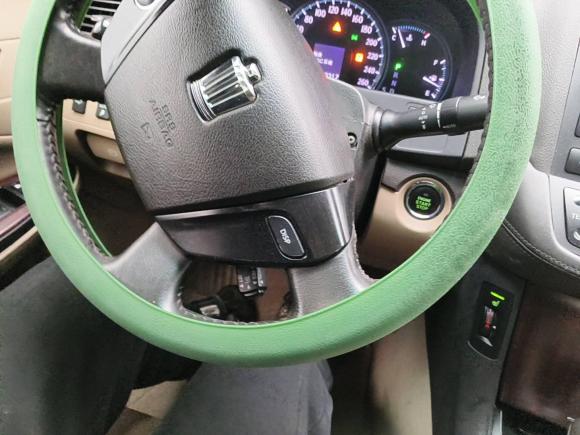 [上海·沪A] 二手丰田皇冠2010款 3.0L Royal 真皮版