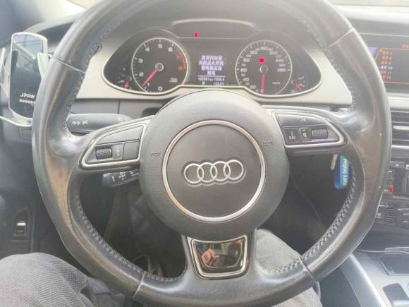 [苏州·皖E] 二手奥迪奥迪A4L2013款 35 TFSI 自动标准型