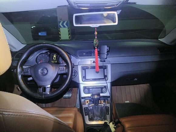 [成都·青H] 二手大众一汽-大众CC2010款 2.0TSI 豪华型
