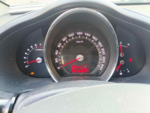 [上海·沪D] 二手起亚智跑2014款 2.0L 自动两驱版GLS