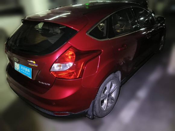 [深圳·粤B] 二手福特福克斯2012款 两厢 1.6L 自动风尚型