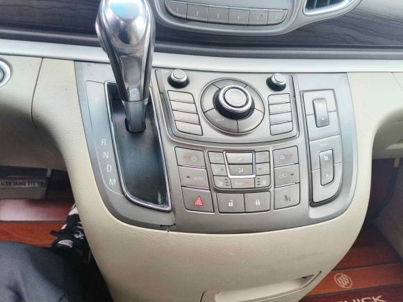 [温州·沪C] 二手别克别克GL82013款 3.0L GT豪华商务豪雅版