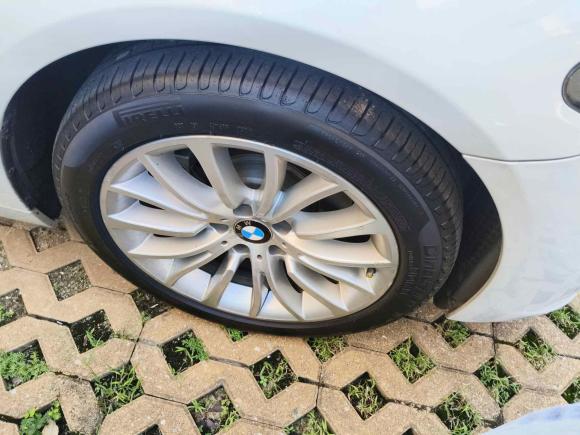 [广州·粤A] 二手宝马宝马5系2014款 525Li 豪华设计套装