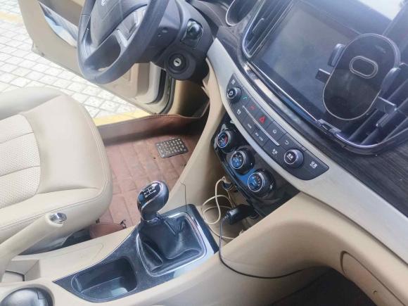 [佛山·粤S] 二手宝骏宝骏7302016款 1.5L 手动舒适型 7座 国V