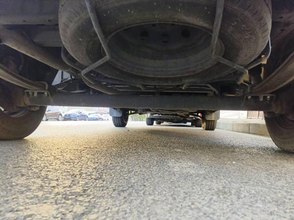 [上海·沪B] 二手上汽大通MAXUS新途V802015款 2.5T 手动傲运通版短轴中顶