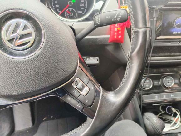 [上海·沪D] 二手大众途安2016款 途安L 280TSI DSG舒雅版