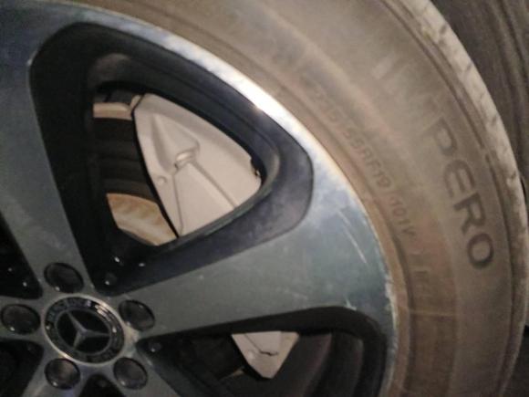 [济南·鲁A] 二手奔驰奔驰GLC2018款 GLC 260 4MATIC 豪华型