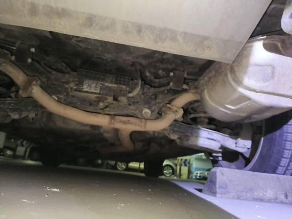 [成都·川A] 二手奔腾奔腾X802015款 2.0L 自动舒适周年纪念型