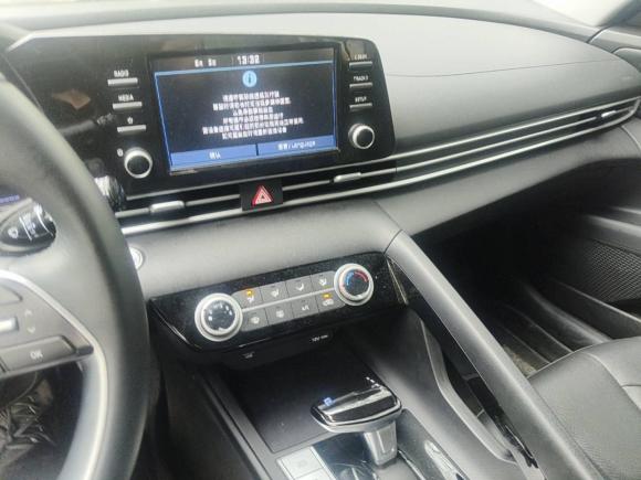 [苏州·苏U] 二手现代伊兰特2022款 1.5L CVT GLX精英版