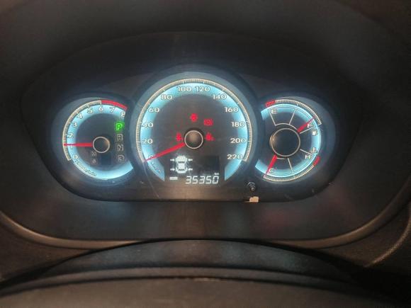 [济南·鲁A] 二手一汽骏派D602015款 1.8L 自动豪华型