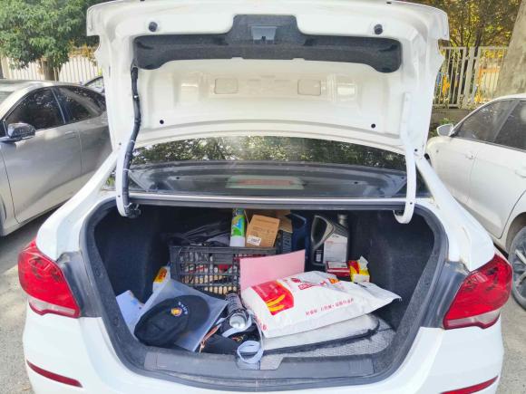 [西安·陕A] 二手雪佛兰科沃兹2018款 320 自动欣享天窗版