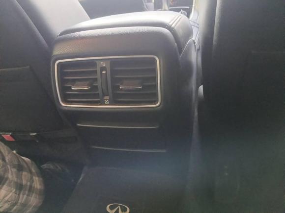 [上海·沪D] 二手英菲尼迪英菲尼迪Q502014款 2.0T 舒适版