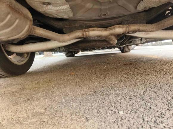 [上海·粤B] 二手别克君威2014款 2.0L 领先时尚型