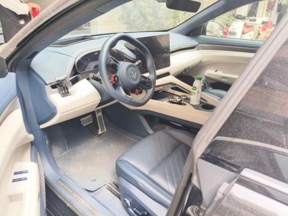 [广州·粤A] 二手极氪极氪0012024款 WE版 100kWh 后驱