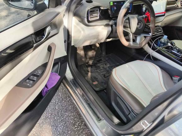 [上海·沪A] 二手比亚迪秦PLUS2024款 荣耀版 EV 510KM领先型