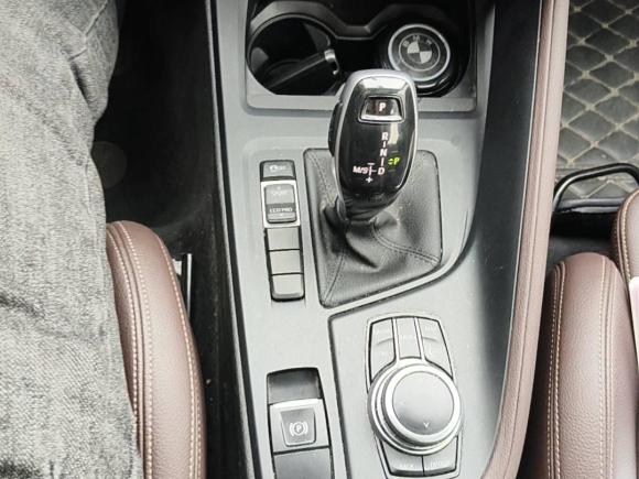 [上海·沪C] 二手宝马宝马X12022款 sDrive20Li 时尚型