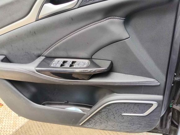 [上海·沪A] 二手哪吒汽车哪吒U2022款 智500 磷酸铁锂