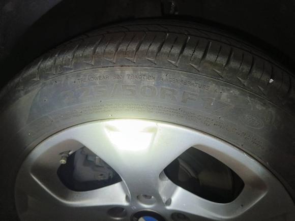 [上海·沪A] 二手宝马宝马X12013款 sDrive18i 时尚型