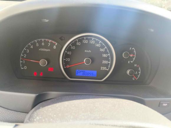 [青岛·鲁B] 二手现代悦动2011款 1.6L 自动舒适型