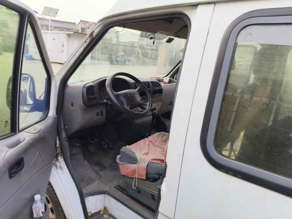 [上海·沪B] 二手福特经典全顺2013款 2.8T改款柴油冰白物流车长轴中顶JX493ZLQ4