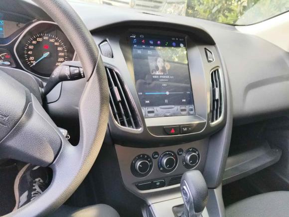 [杭州·浙A] 二手福特福克斯2012款 两厢 1.6L 自动舒适型