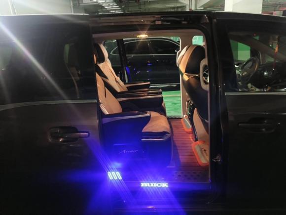 [合肥·皖A] 二手别克别克GL82021款 陆上公务舱 652T 舒适型