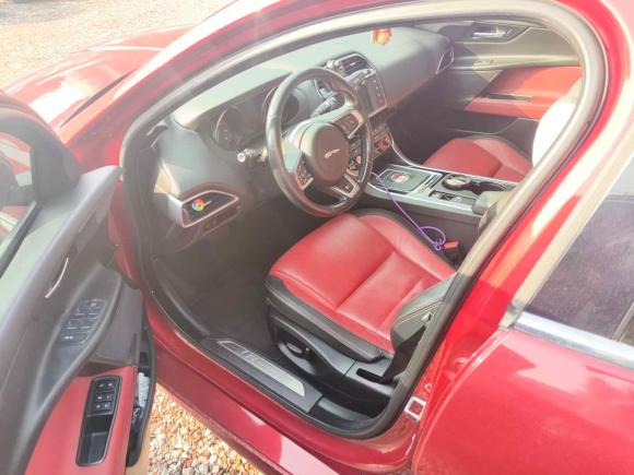 [上海·沪B] 二手捷豹捷豹XE2017款 2.0T 200PS R-Sport