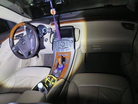 [上海·沪A] 二手别克君越2012款 2.4L SIDI豪华版