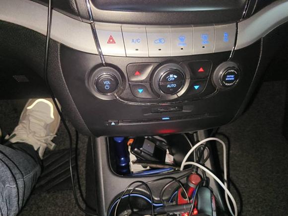 [南通·苏F] 二手道奇酷威2013款 2.4L 两驱尊尚版