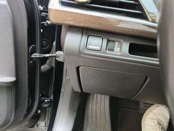 [上海·沪D] 二手凯迪拉克凯迪拉克CT62017款 40T 豪华型