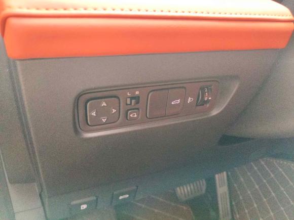 [常州·苏D] 二手长安长安UNI-V2023款 1.5T 运动版