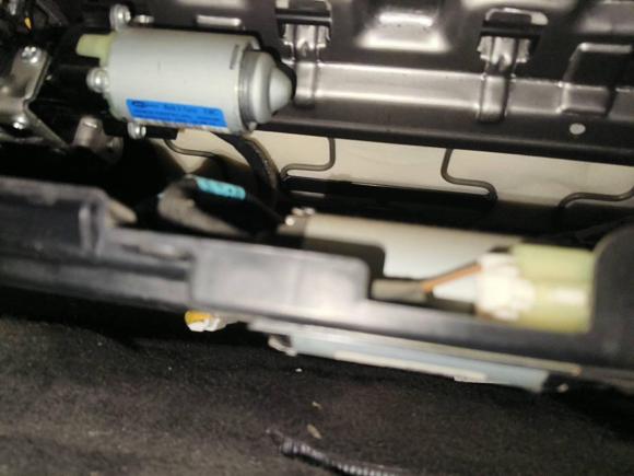 [杭州·浙A] 二手起亚凯绅2017款 1.8L 自动GLS