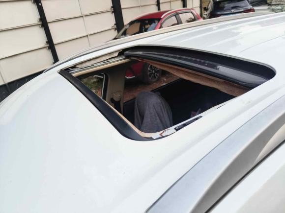 [广州·粤A] 二手东风风光风光5802016款 1.5T 手动豪华型