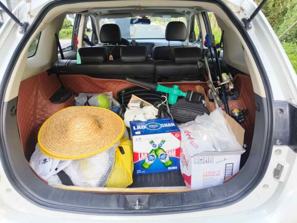 [青岛·鲁B] 二手三菱欧蓝德2018款 2.0L 两驱荣耀版 5座