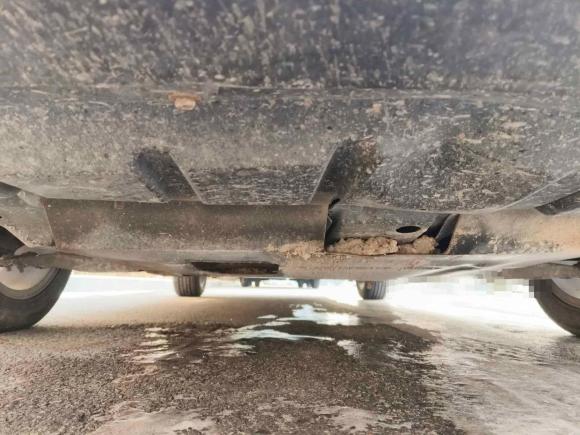 [青岛·鲁B] 二手吉利汽车帝豪2017款 三厢百万款 1.5L CVT向上版