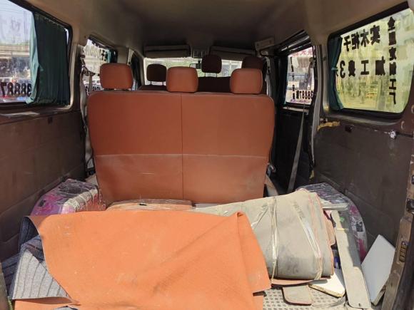 [义乌·浙G] 二手大通新途V802015款 2.5T 手动傲运通版短轴中顶