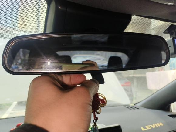 [深圳·贵H] 二手丰田雷凌2021款 双擎 1.8H E-CVT豪华版