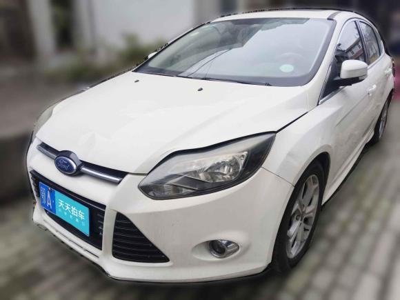 福特?？怂?012款 兩廂 2.0L 自動豪華運動型「武漢二手車」「天天拍車」