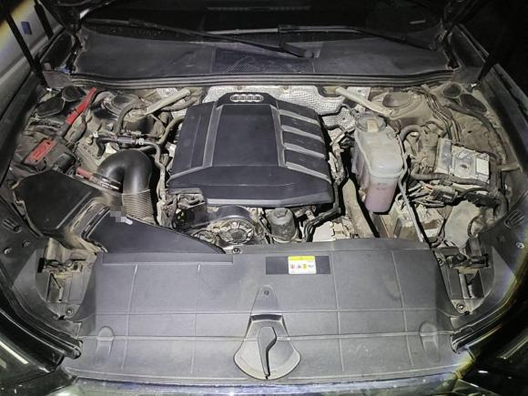 [南京·苏E] 二手奥迪奥迪A6L2021款 45 TFSI quattro 臻选动感型