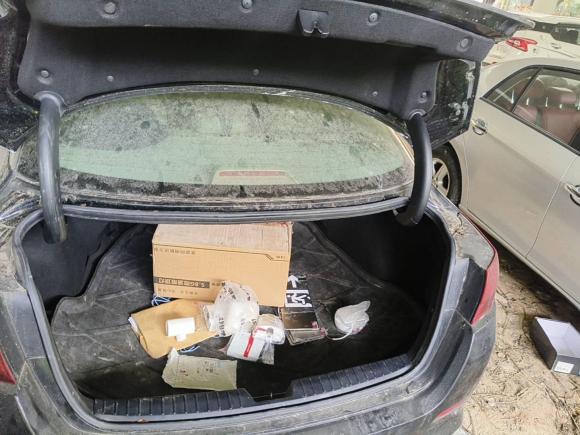 [深圳·湘F] 二手起亚起亚K52015款 2.0L 自动GL