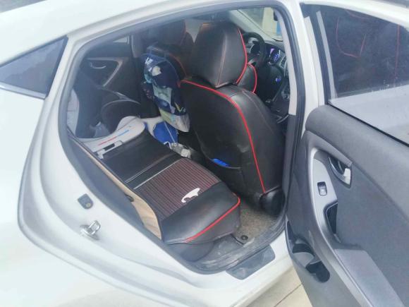 [武汉·鄂A] 二手现代朗动2016款 1.6L 手动尊贵型