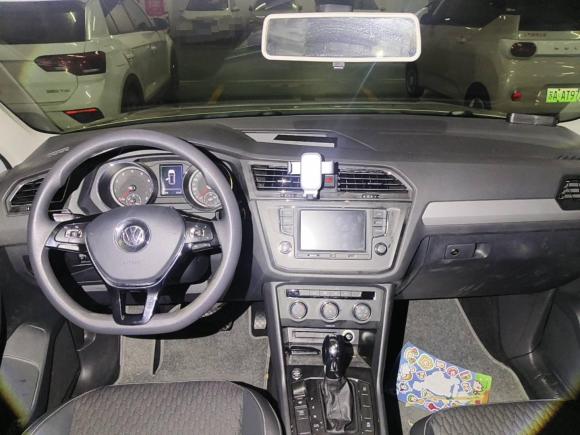 [南京·苏A] 二手大众途观L2017款 330TSI 自动两驱风尚版