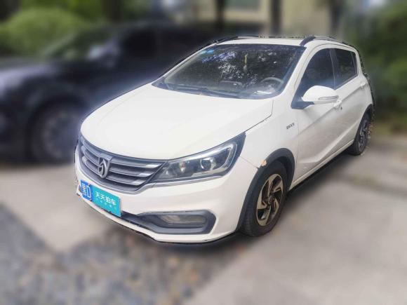 [上海·黑D] 二手宝骏宝骏3102017款 1.5L 自动豪华型