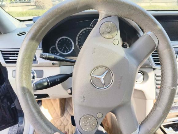 [上海·沪K] 二手奔驰奔驰E级2009款 E 300 优雅型