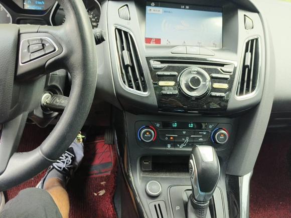 [南通·苏F] 二手福特福克斯2017款 两厢 1.6L 自动风尚型智行版