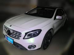 [成都·豫C] 奔驰奔驰GLA2017款 GLA 220 4MATIC 时尚型